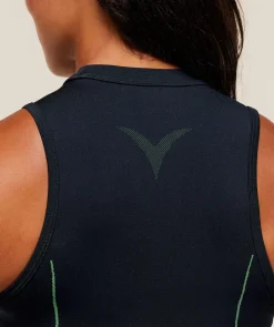Apex Seamless Tank