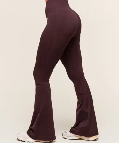 Everyday Seamless Flared Leggings