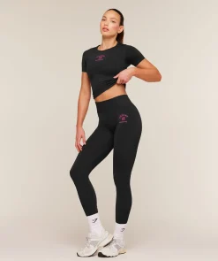 Everyday Seamless Graphic Short Sleeve Top