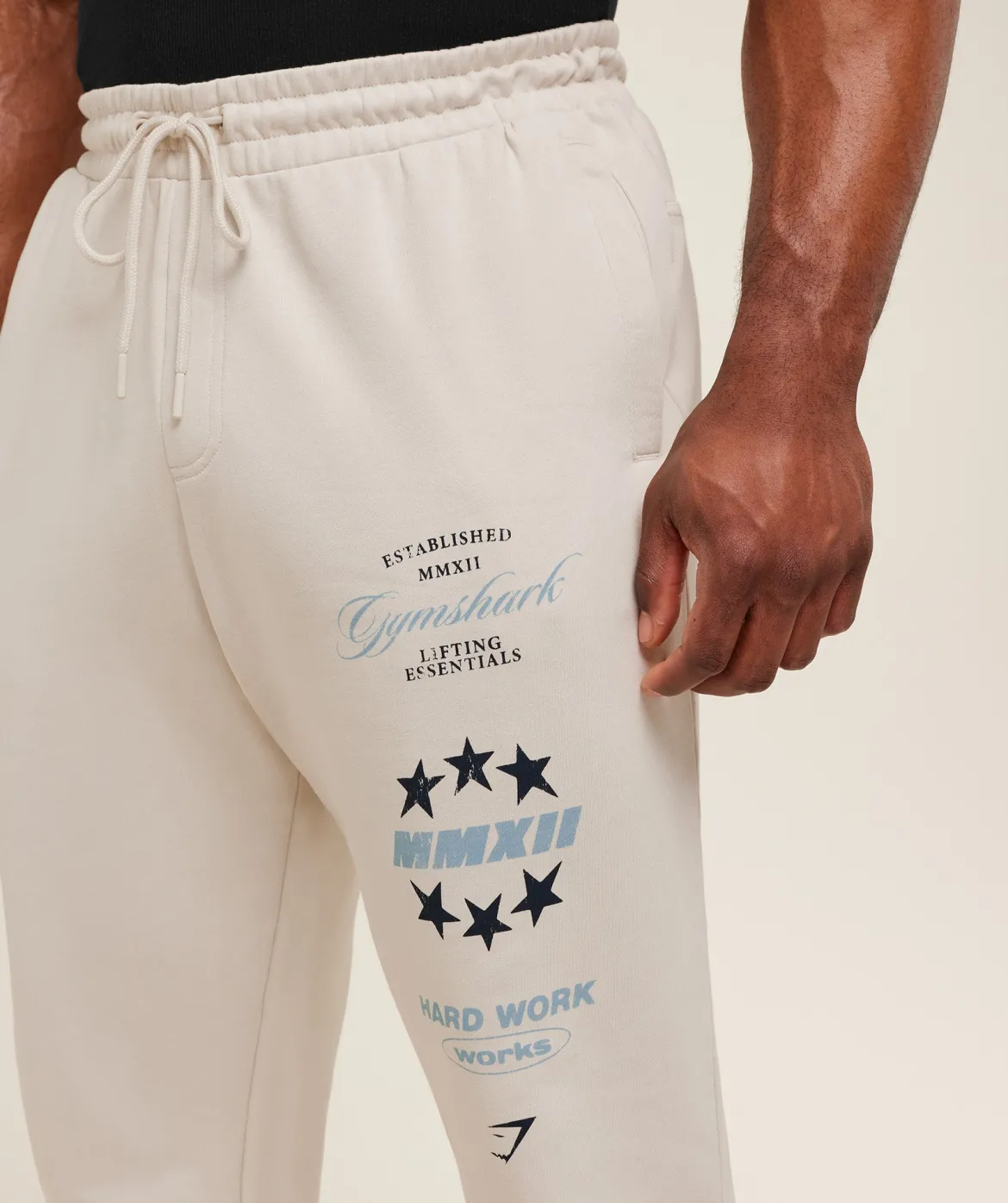 Global Lifting Graphic Pants
