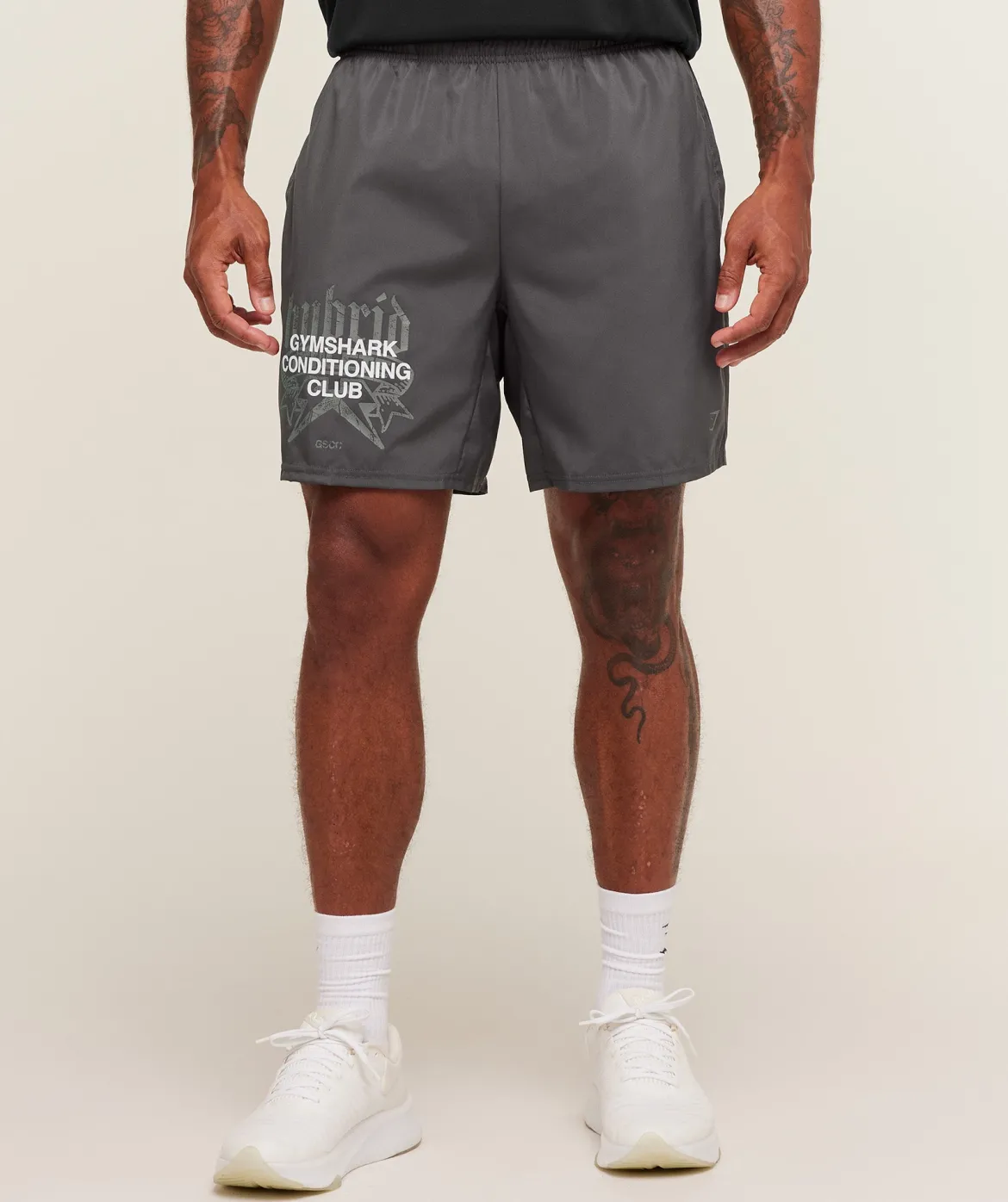 Hybrid Graphic 7" Shorts