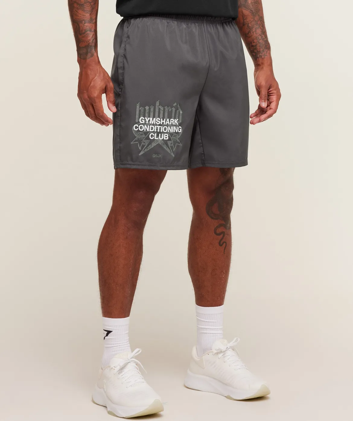 Hybrid Graphic 7" Shorts