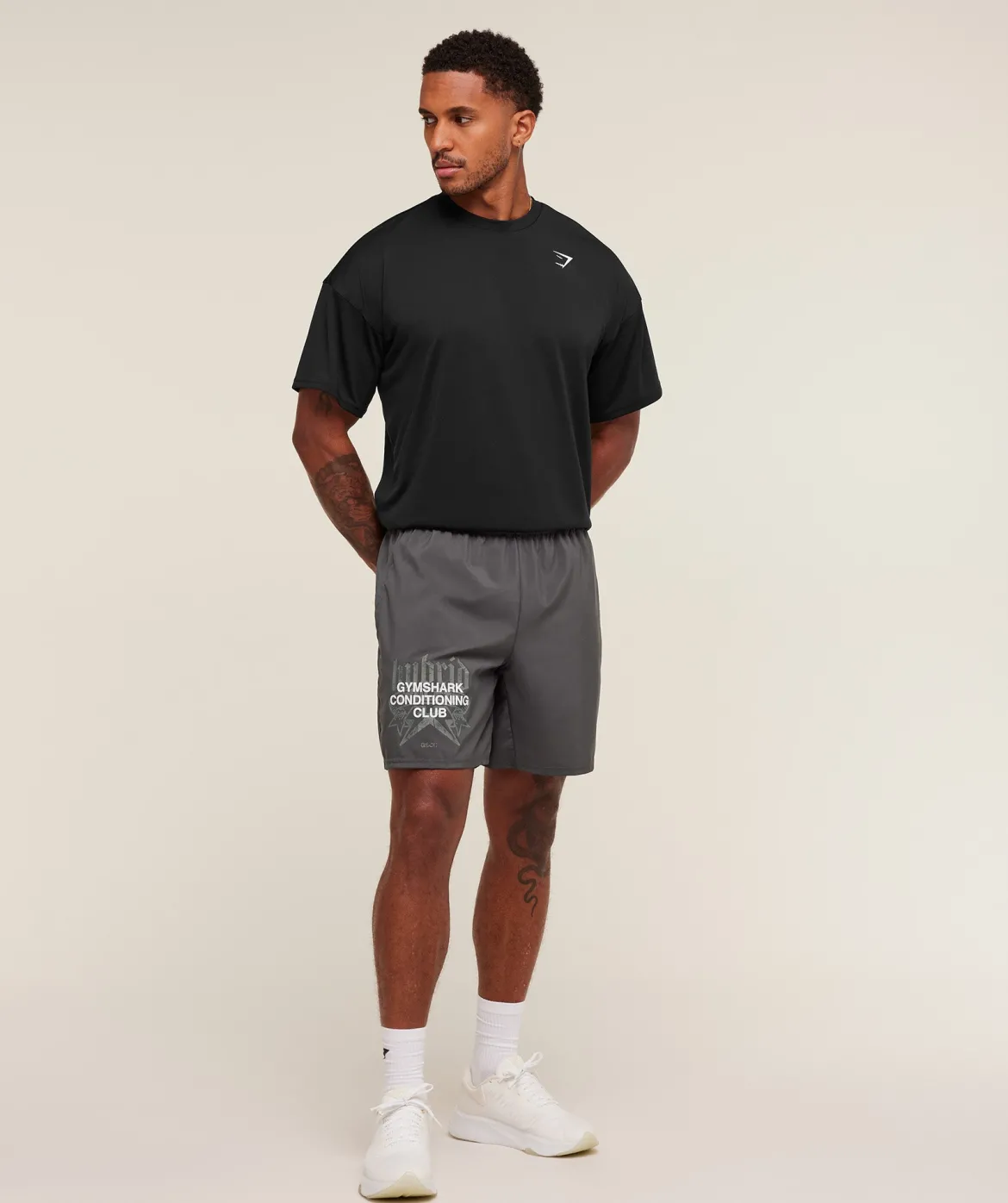 Hybrid Graphic 7" Shorts
