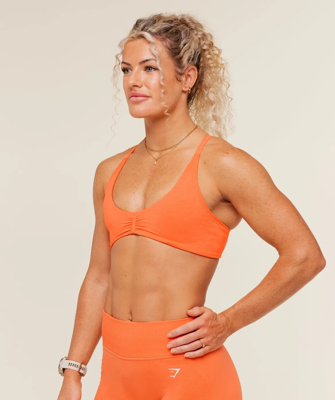 Interval Seamless Light Support Sports Bra