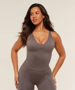 Lift Seamless Tank with Shelf