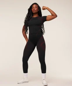 Storm Seamless Short Sleeve Top